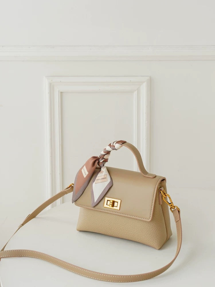 4357 classic women handbag
