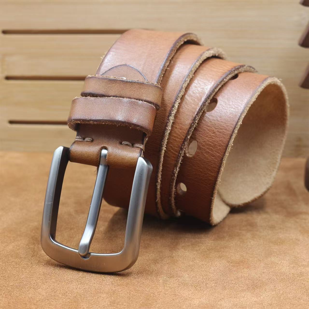 2424 Fashion genuine leather belt