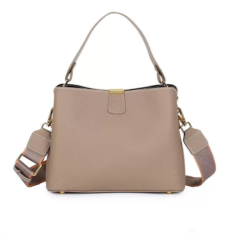 2560 genuine leather crossbody bag