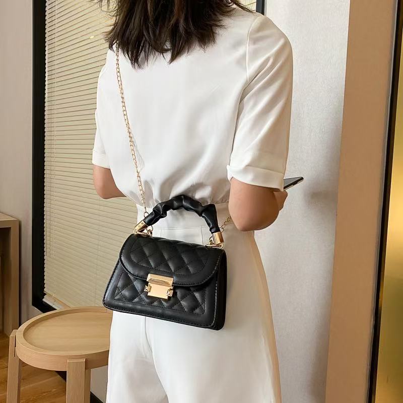 2615 Women  Designer Crossbody Handbag