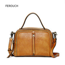 2255 solid square rivet handbag