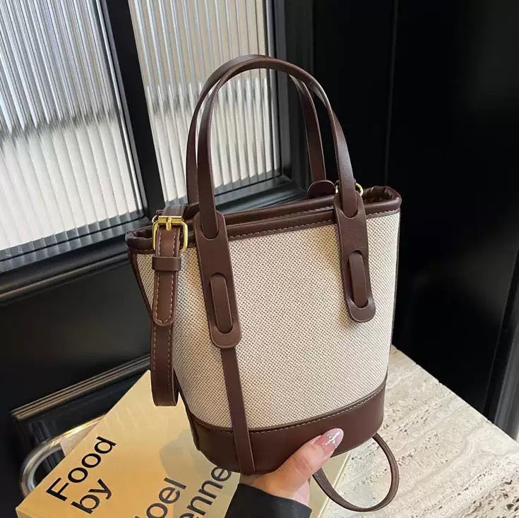 4546Fashionable handbag