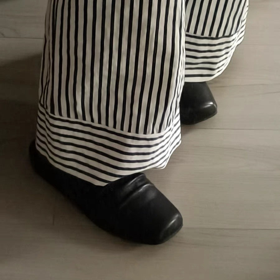 3673Leather slippers