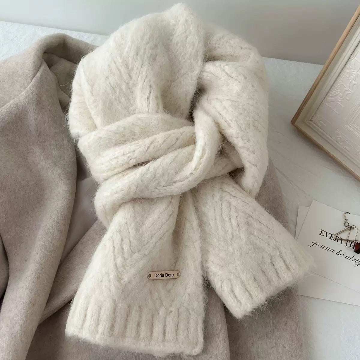 5174Women's scarves