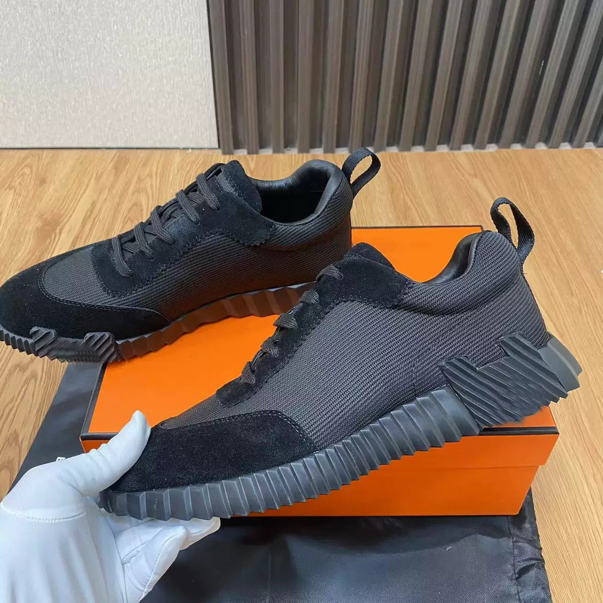 3887 Chic Casual Sneakers