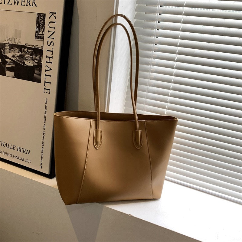 3155 Designer Handbag