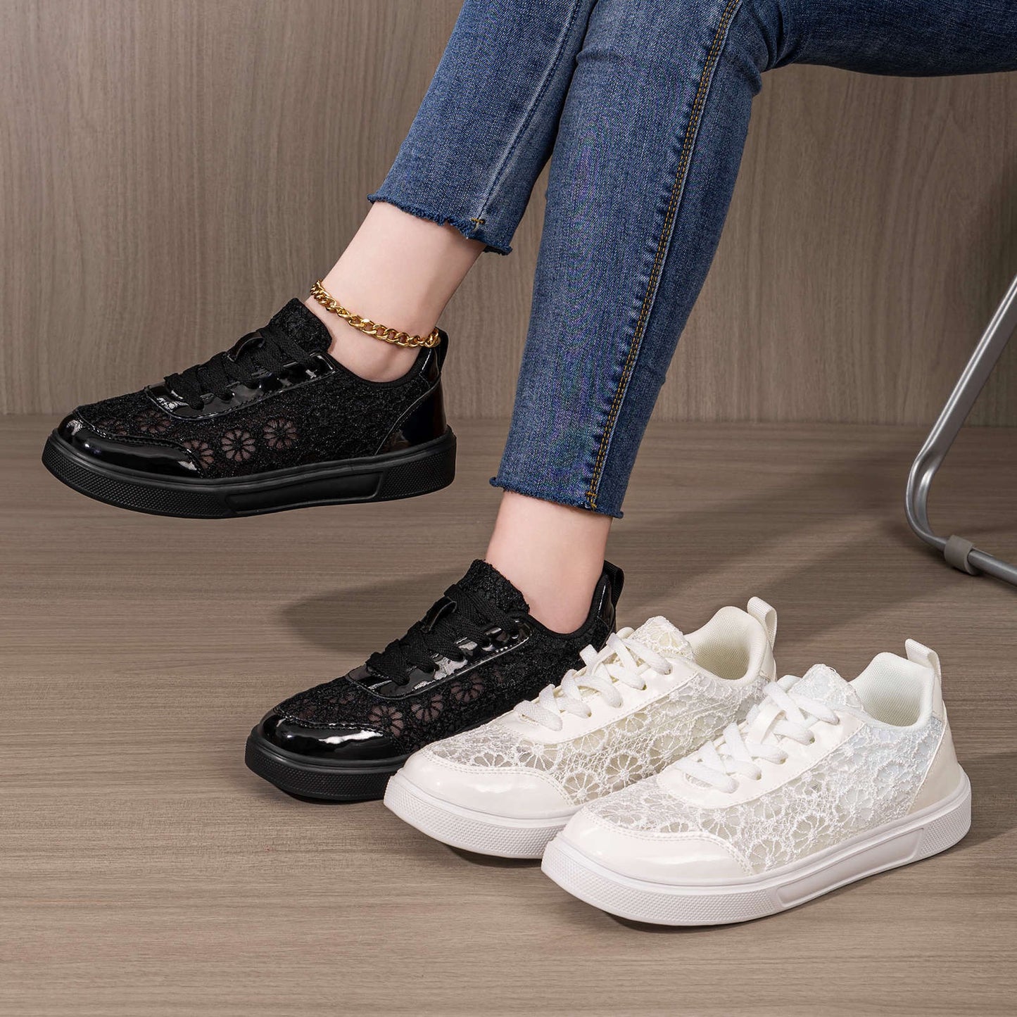 4382 Fashionable Hollow-out Breathable Flats