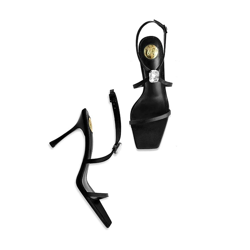 4389 high heel sandals