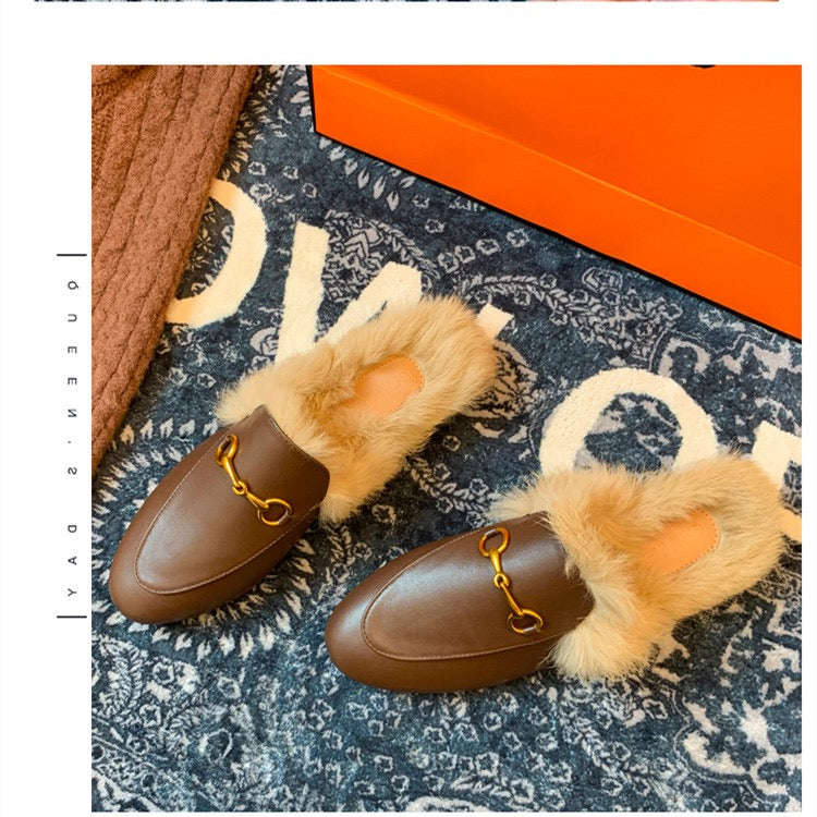 3891 Fashion Flat Plush Slip-On Slippers