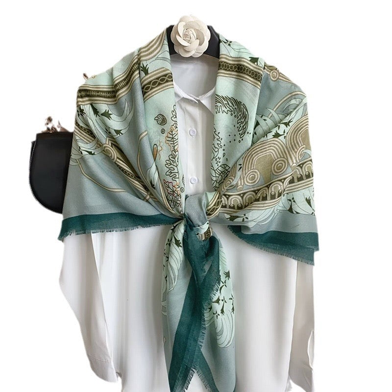 4173 large square scarf