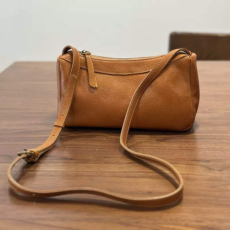 5165Classic crossbody bag