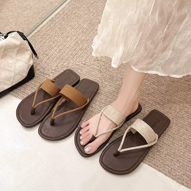 4783Summer slippers