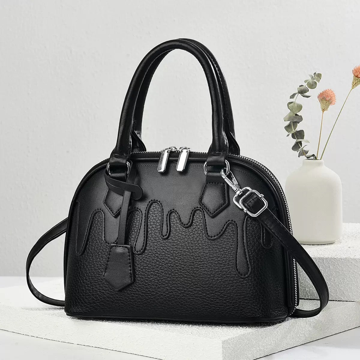 4518Fashionable handbag