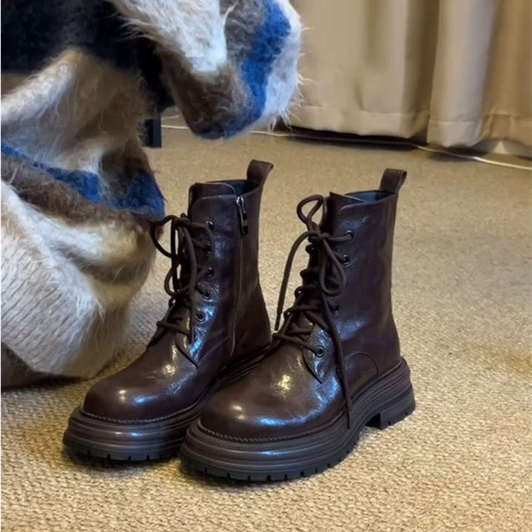 4267 Fashionable Platform Martin Boots