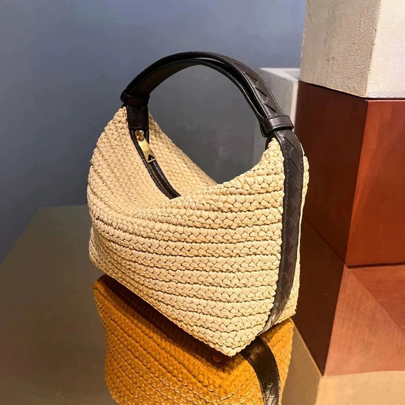 4592 raffia handbag