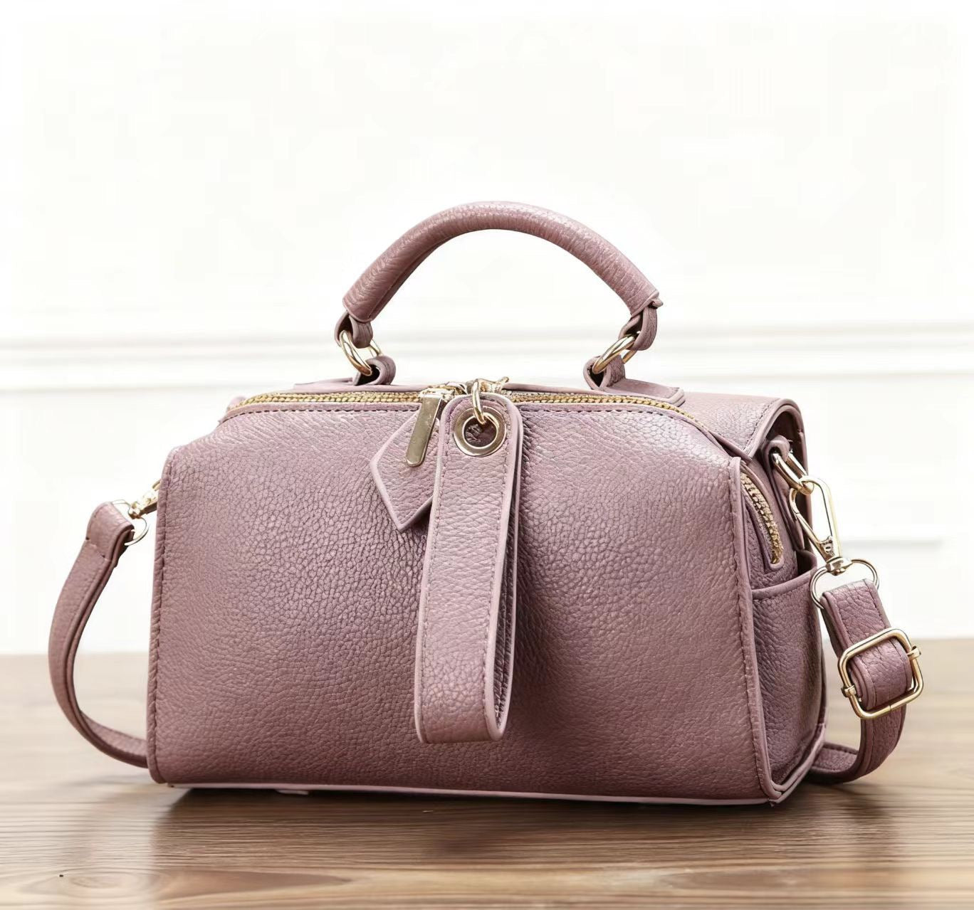 3698 Women's Fashion Handbag