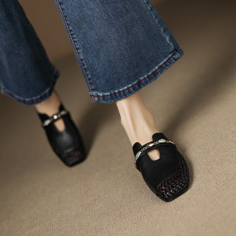 3955Women’s slippers