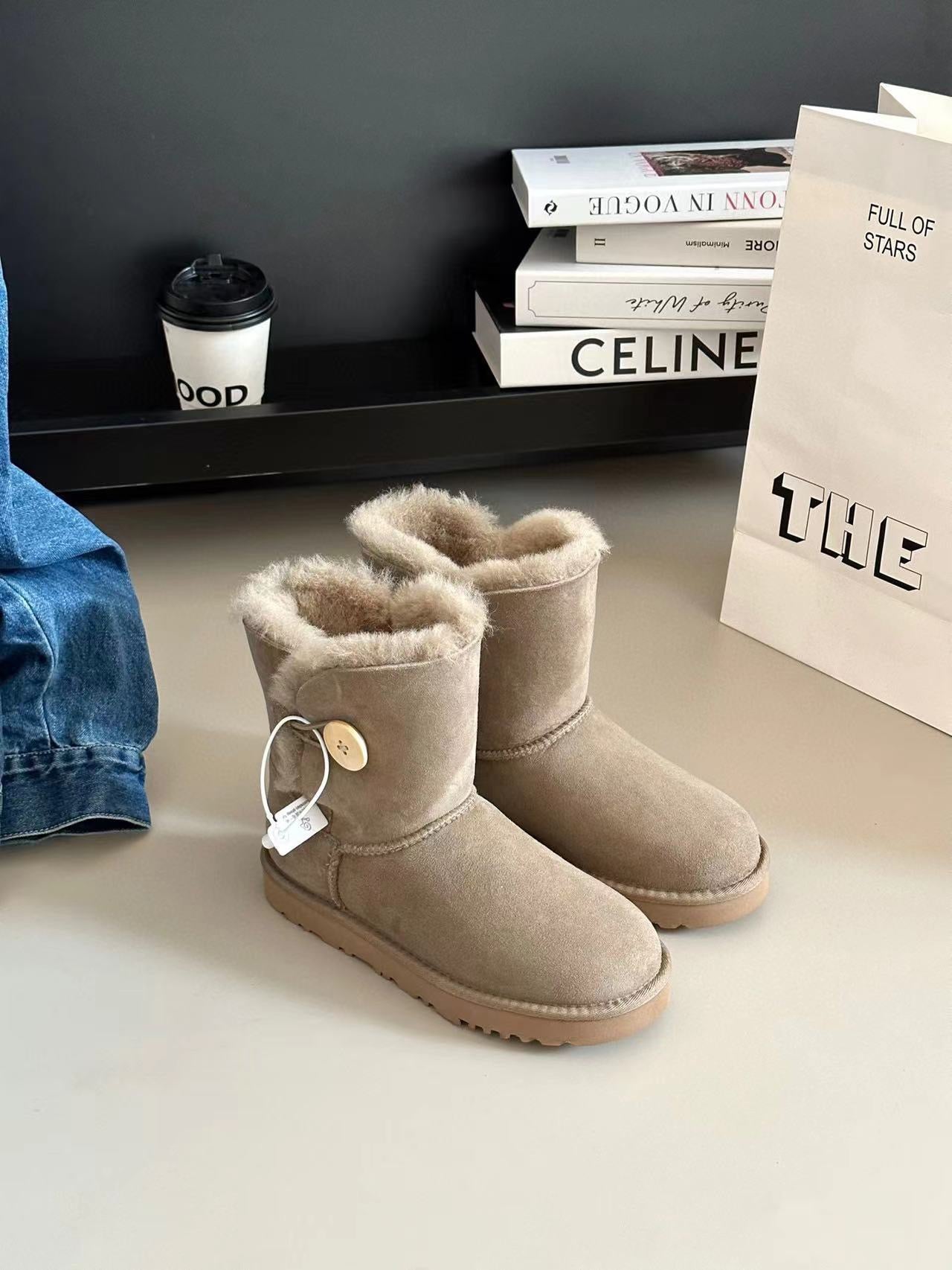 3517 Women's Snow Boots