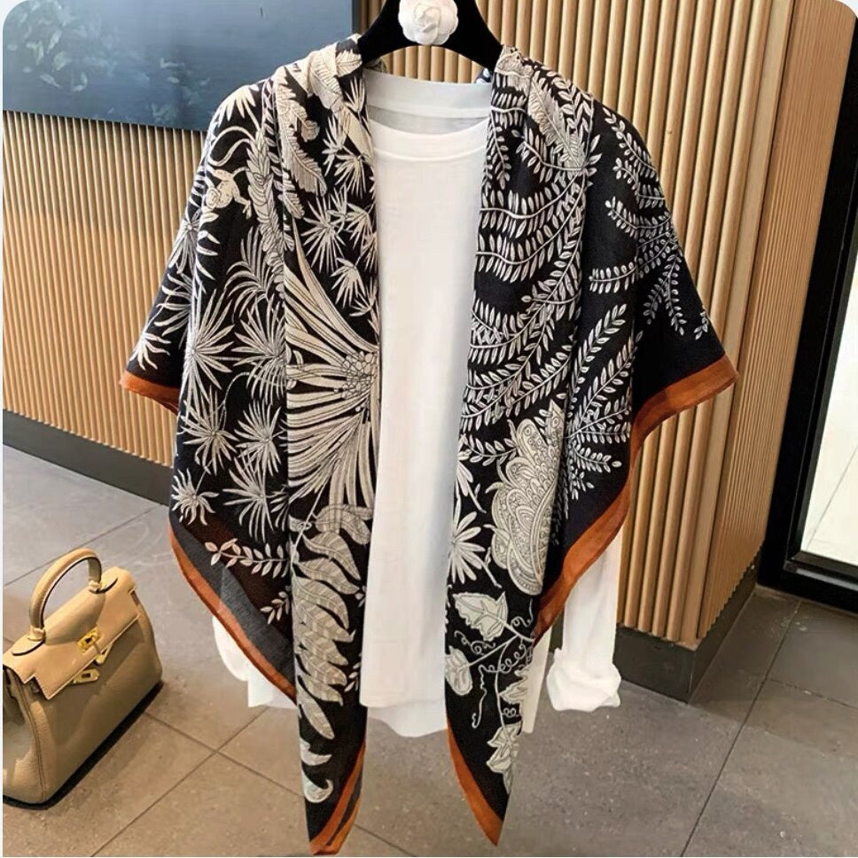 4173 large square scarf