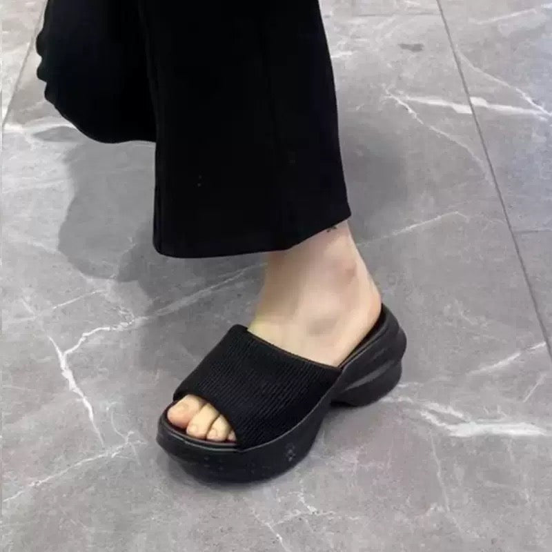 4700Summer slippers