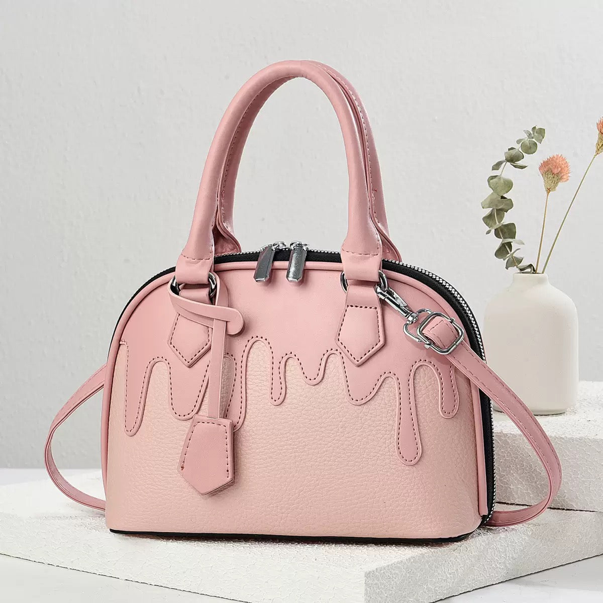 4518Fashionable handbag