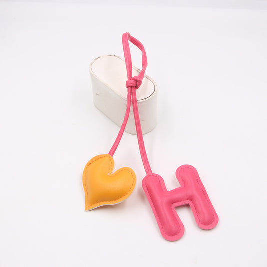 2006 lovely heart keyring charm