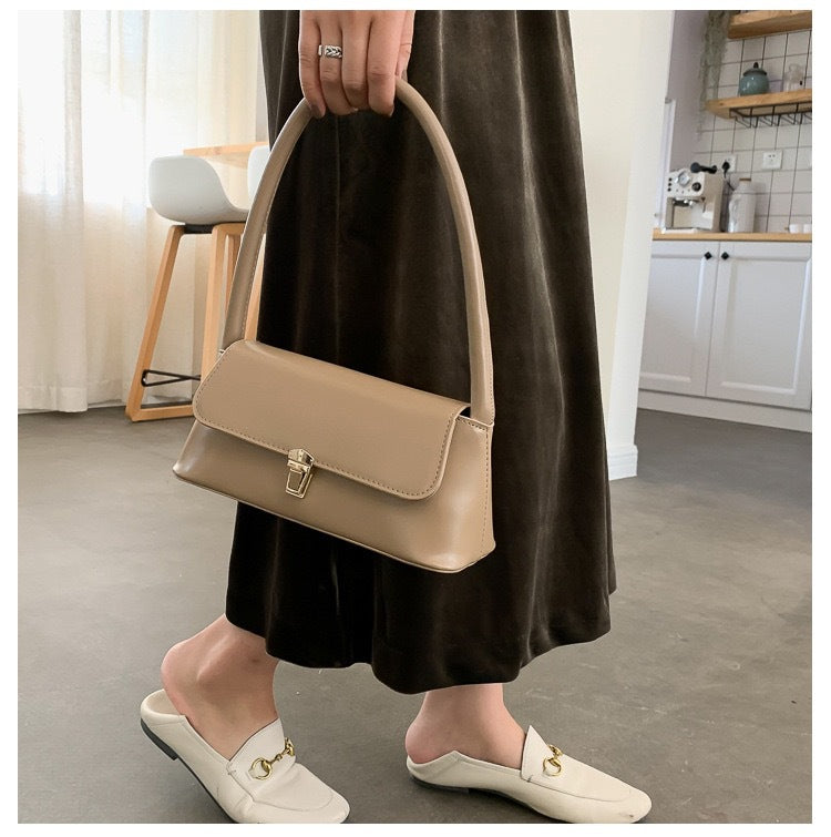 3379New shoulder bag