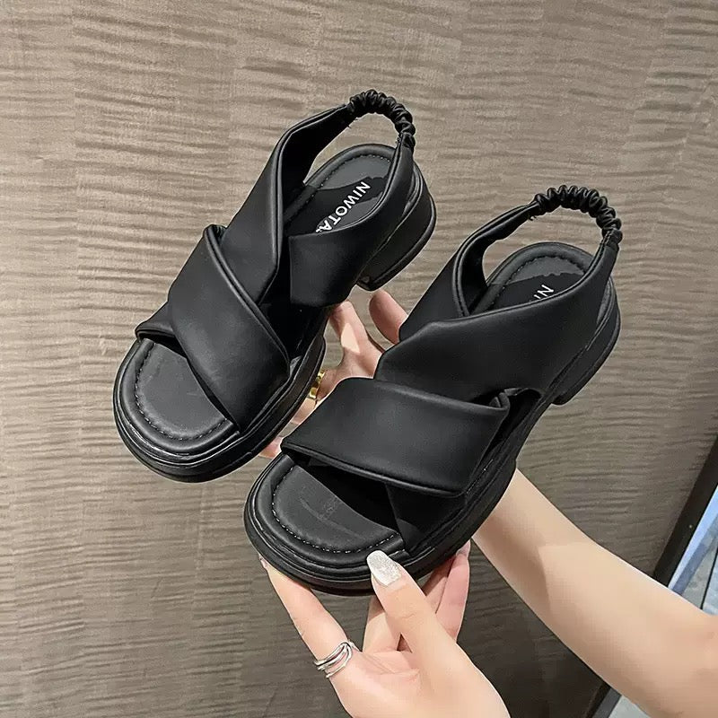 4241Women's sandals