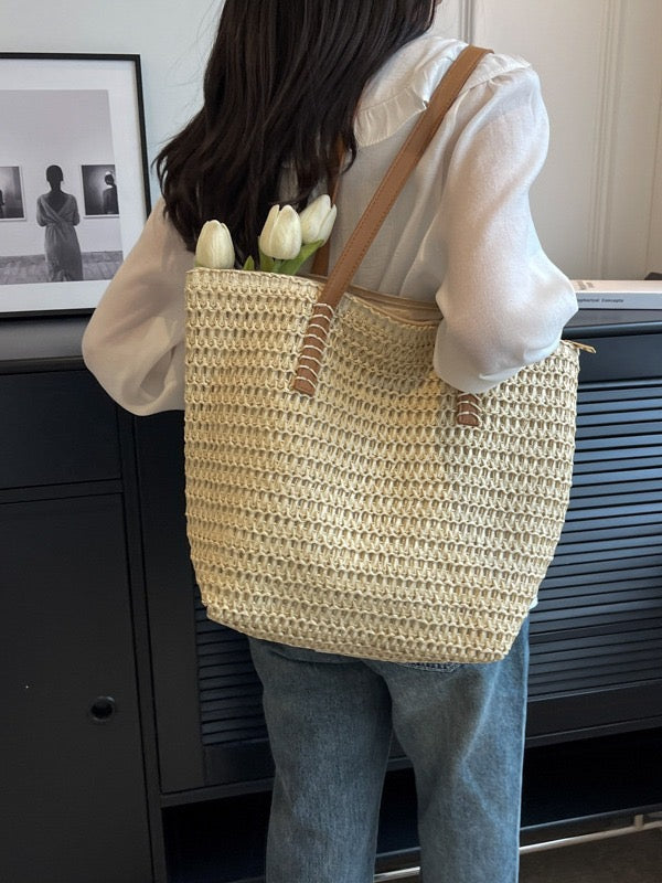4268 Women's woven bag