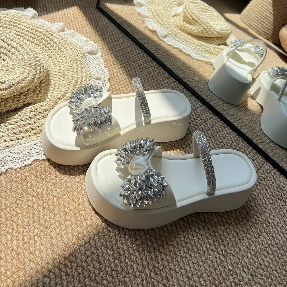 4584New diamond-embellished slippers