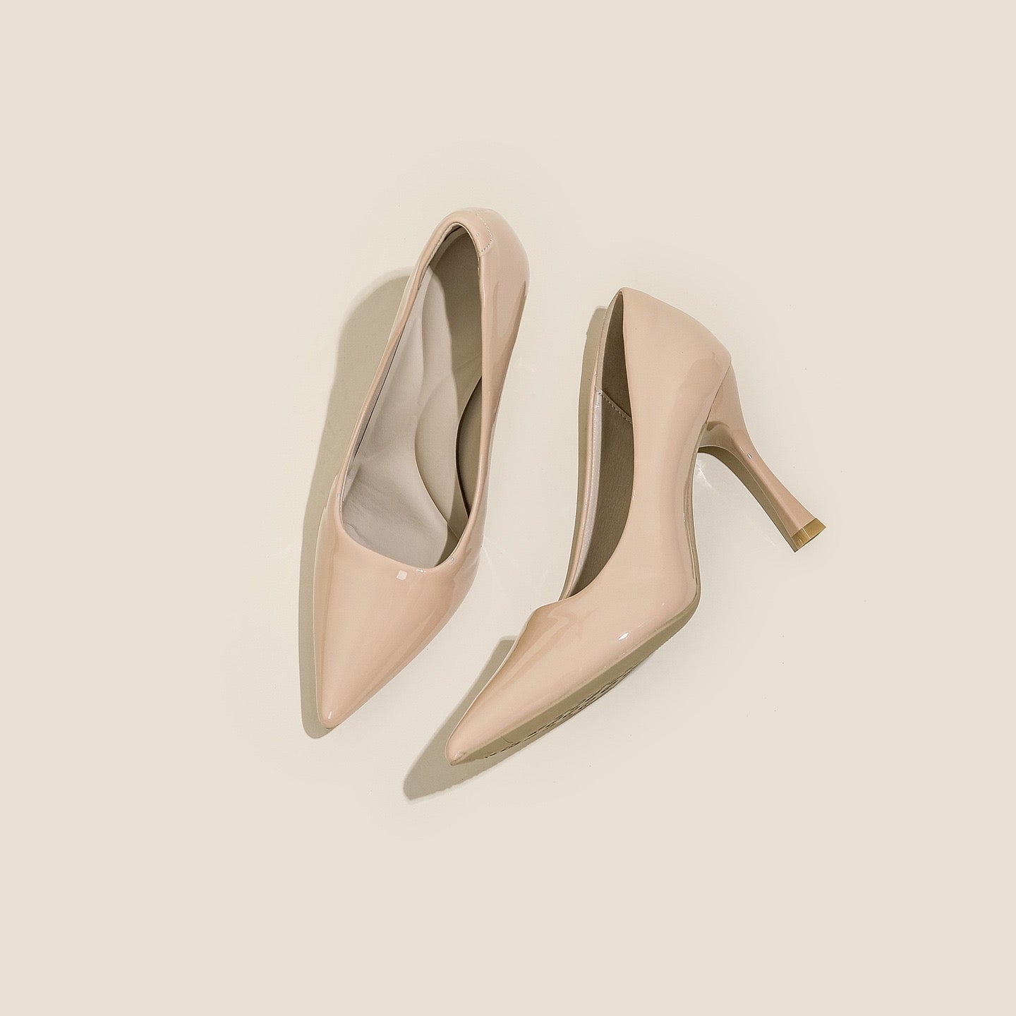 4069 pointed-toe stiletto heels