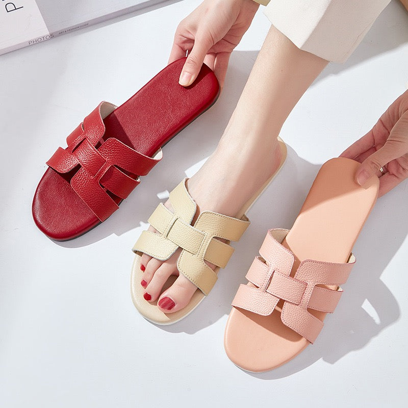 4034 Stylish genuine leather slippers