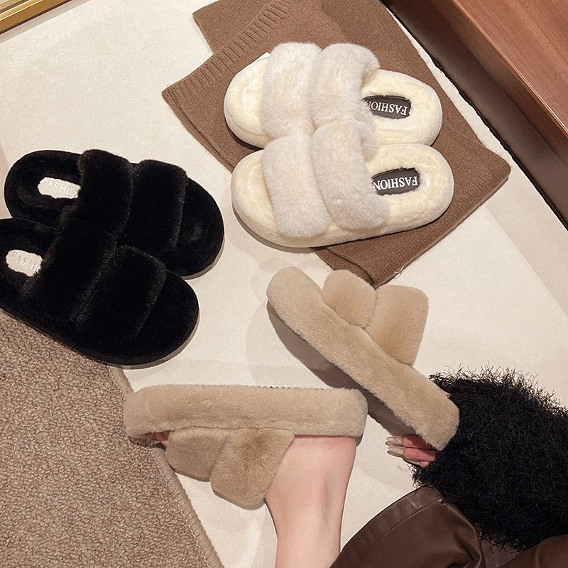 3241 Mule Slippers