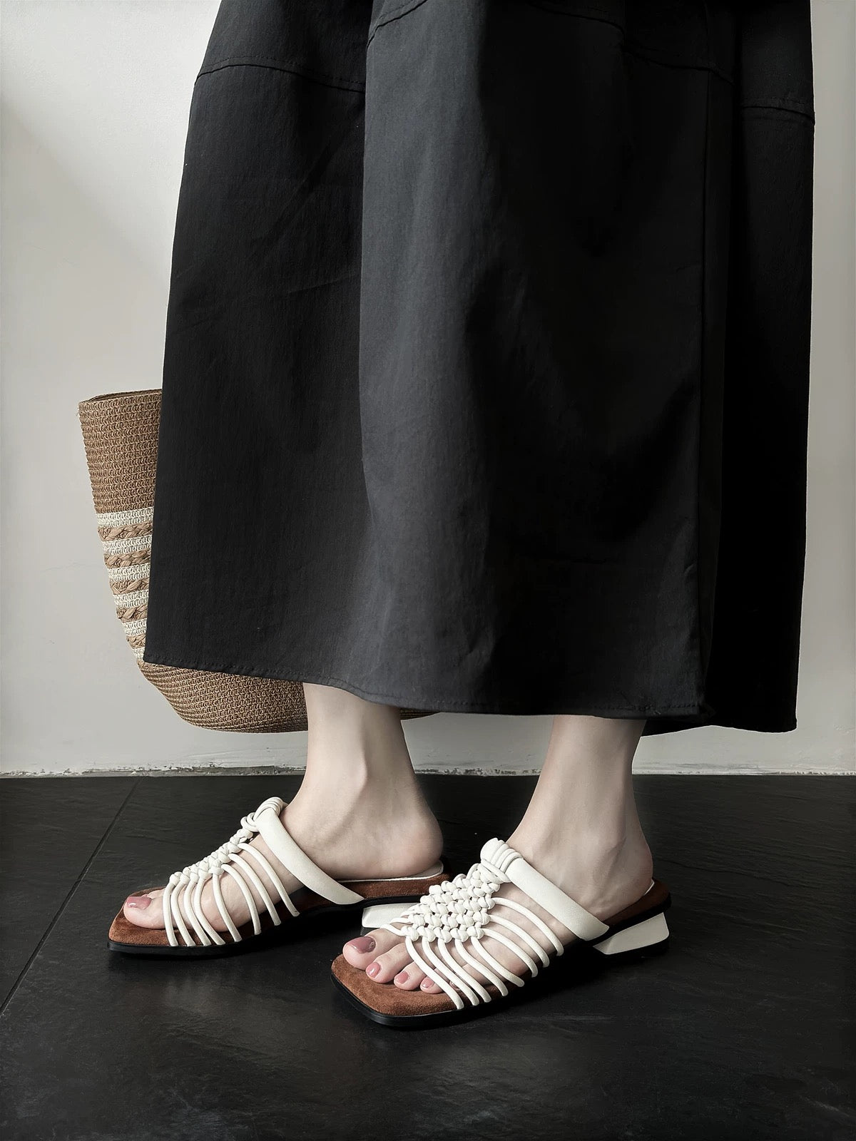 4388 genuine leather fashion slide