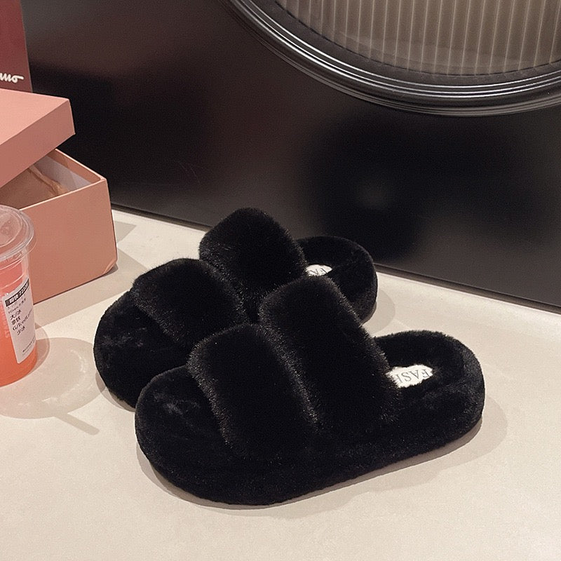 3241 Mule Slippers