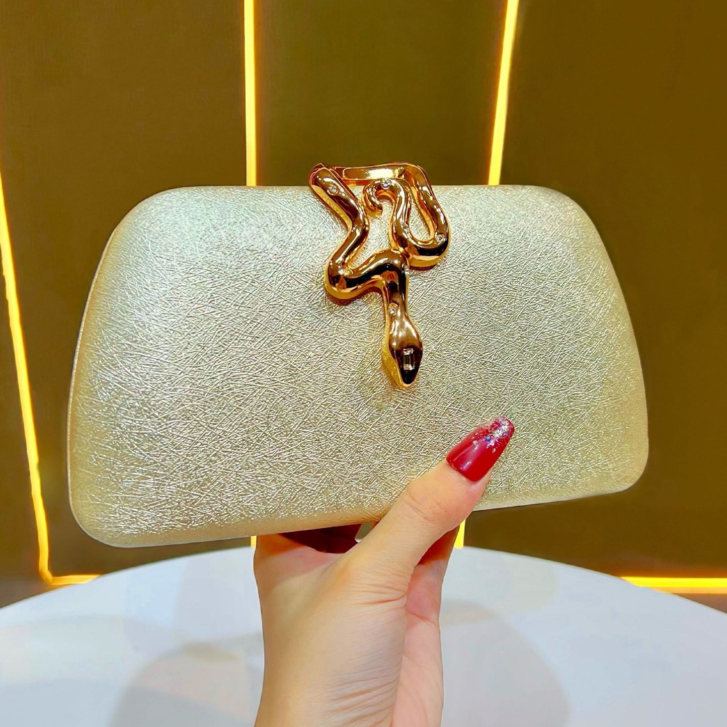 3523 Women's Crossbody Bag