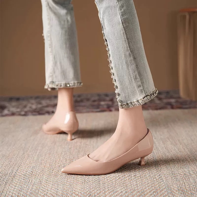 5131 patent leather pump