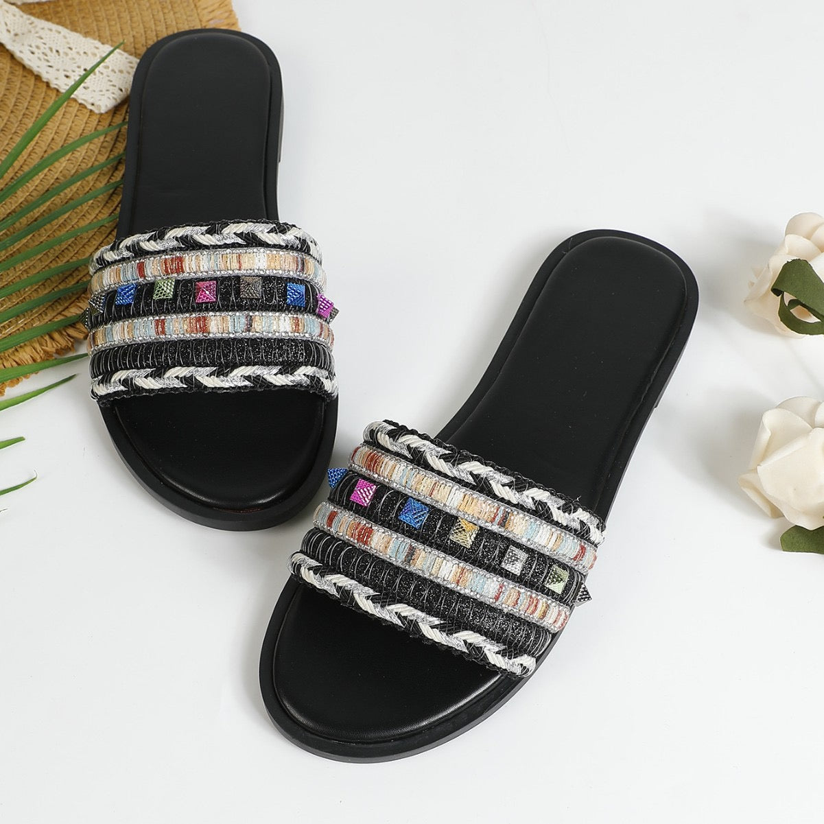 3736 Ladies‘ Fashion Slippers