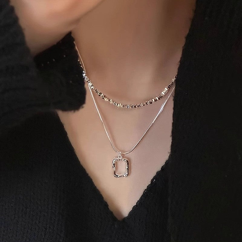 3247Women necklace