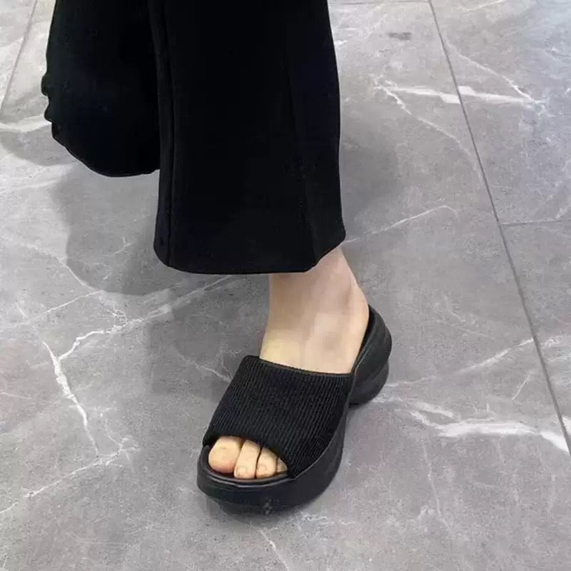 4700Summer slippers