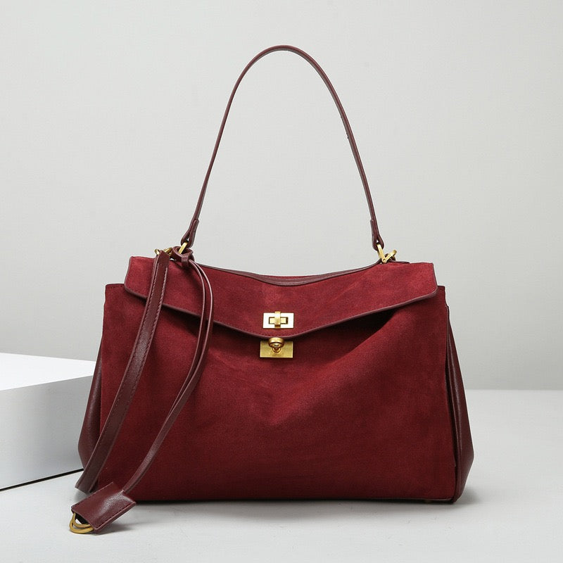 3978 Elegant designer handbag for women
