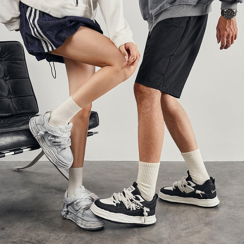 3811 Unisex Fashion Melted Sneakers