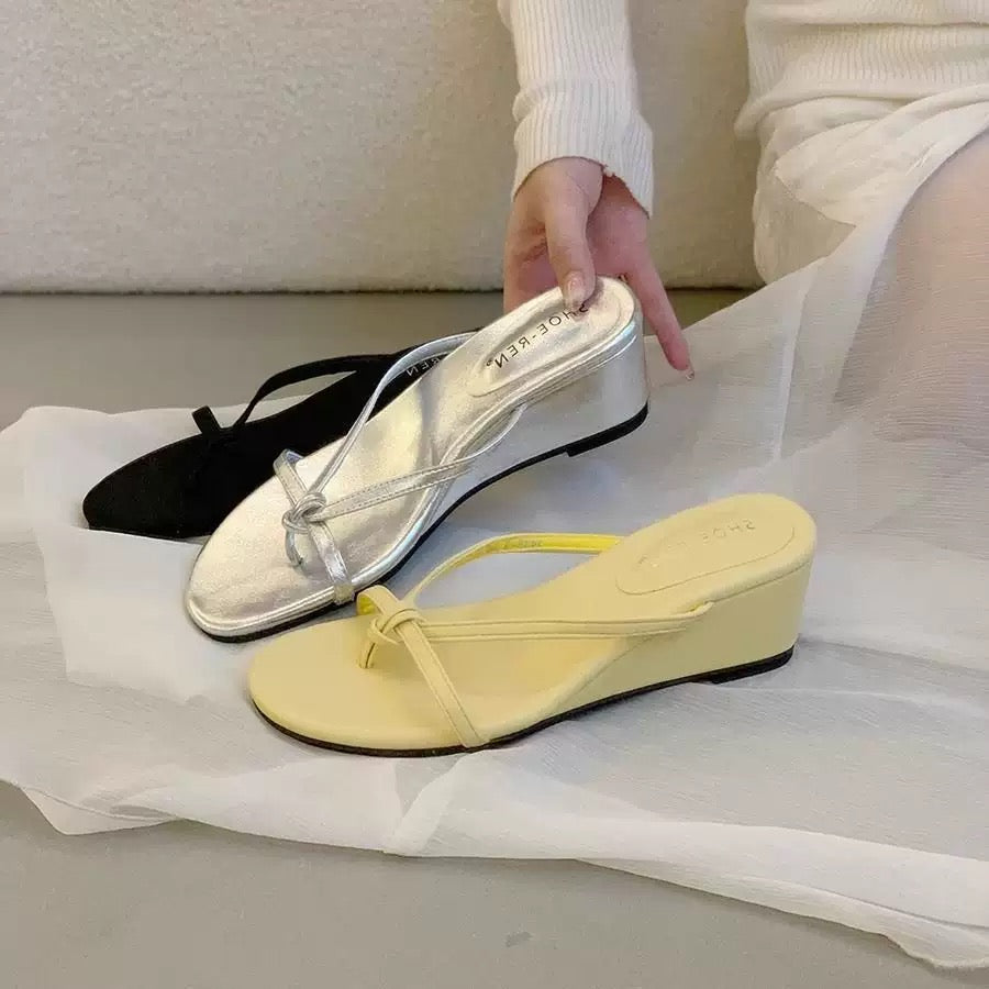 4242New slippers