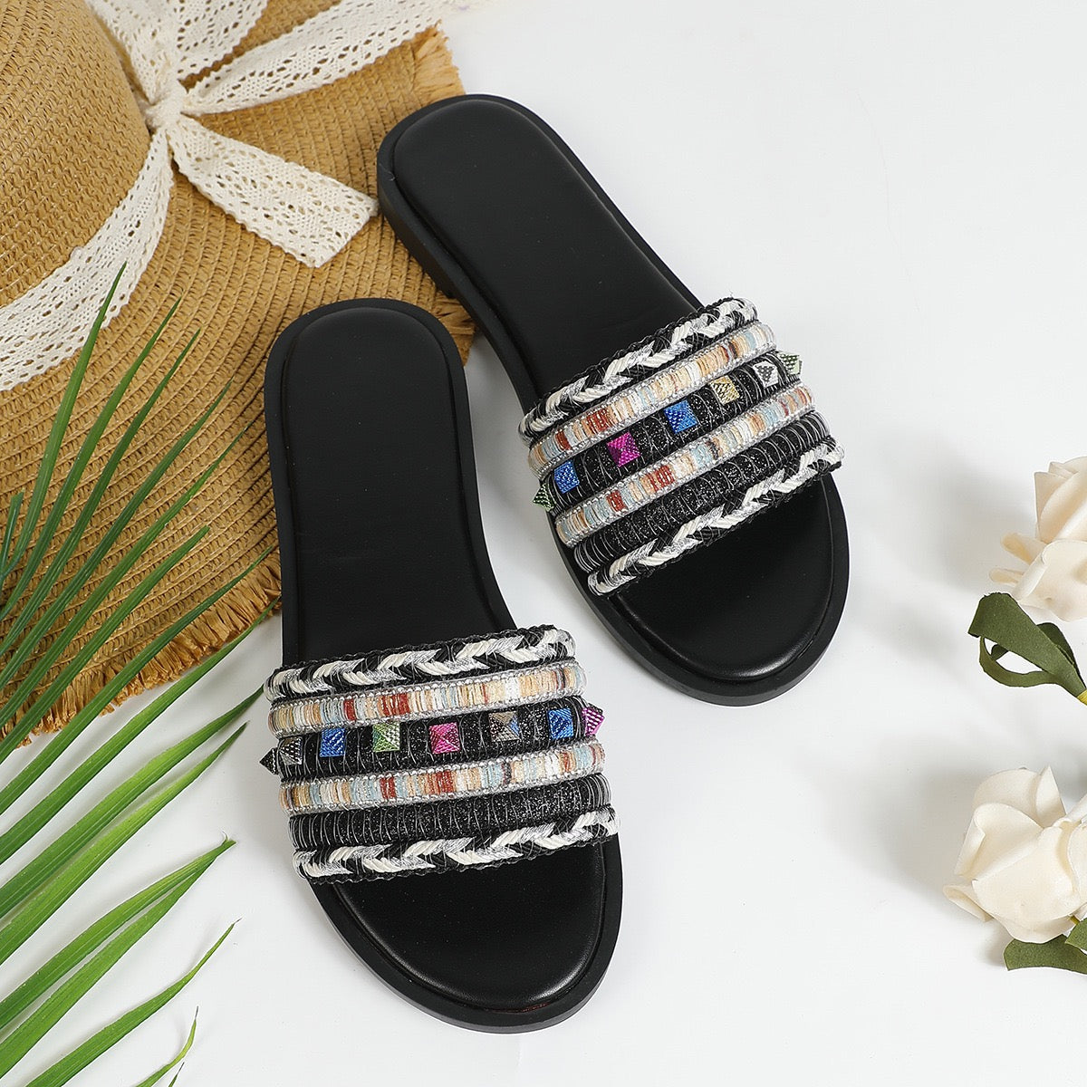 3736 Ladies‘ Fashion Slippers