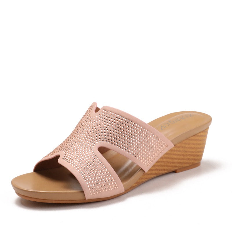 3739 Stylish Slippers for Women