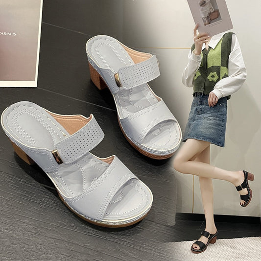 3804 Fashionable block heel high-heeled sandals