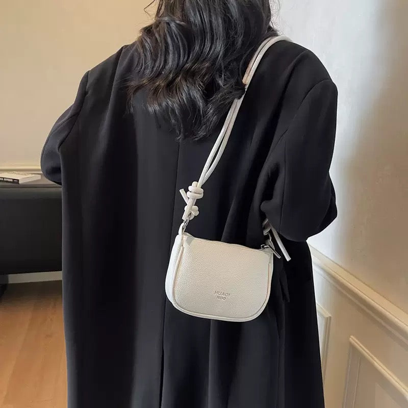 4227Woman crossbody bag