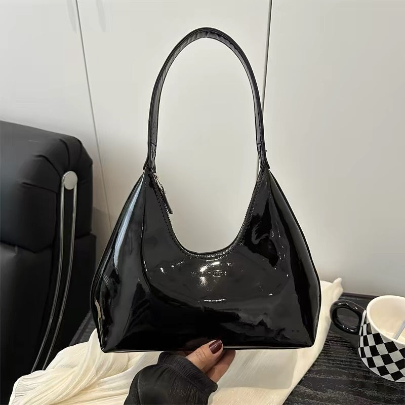 4648 patent leather handbag