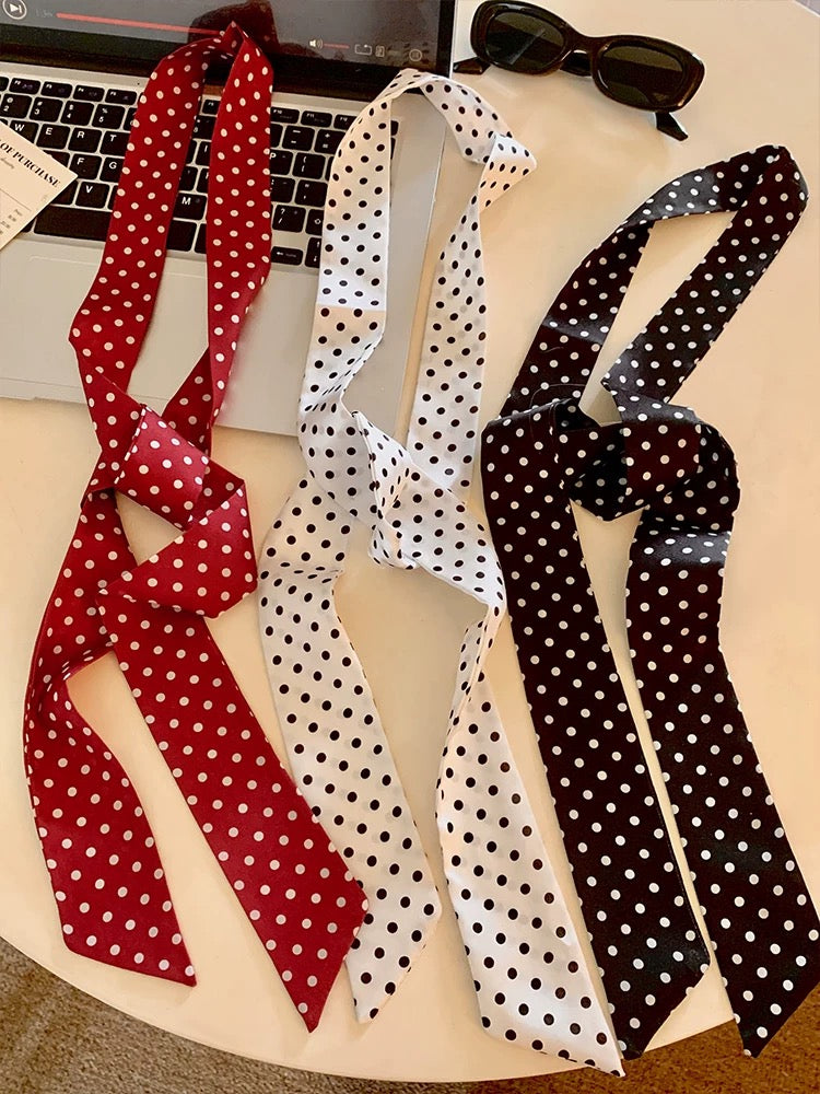 4557 silk twilly