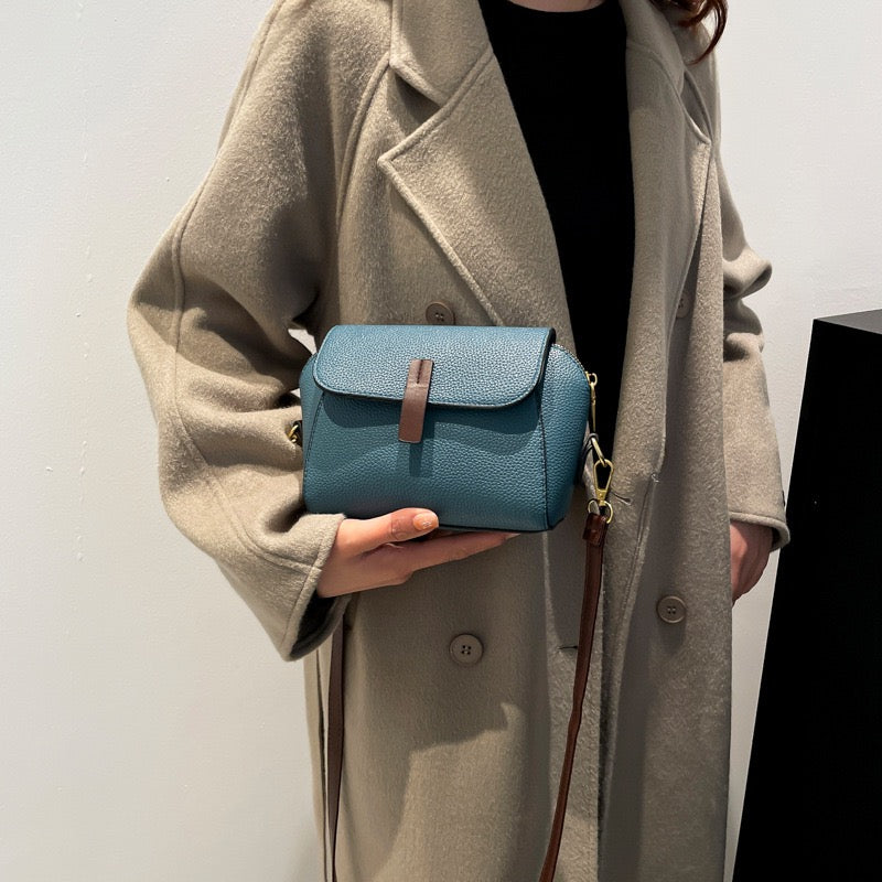 3560 Women's Convertible Bag